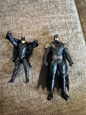 Batman Black and Gray Superhero Figure Duo